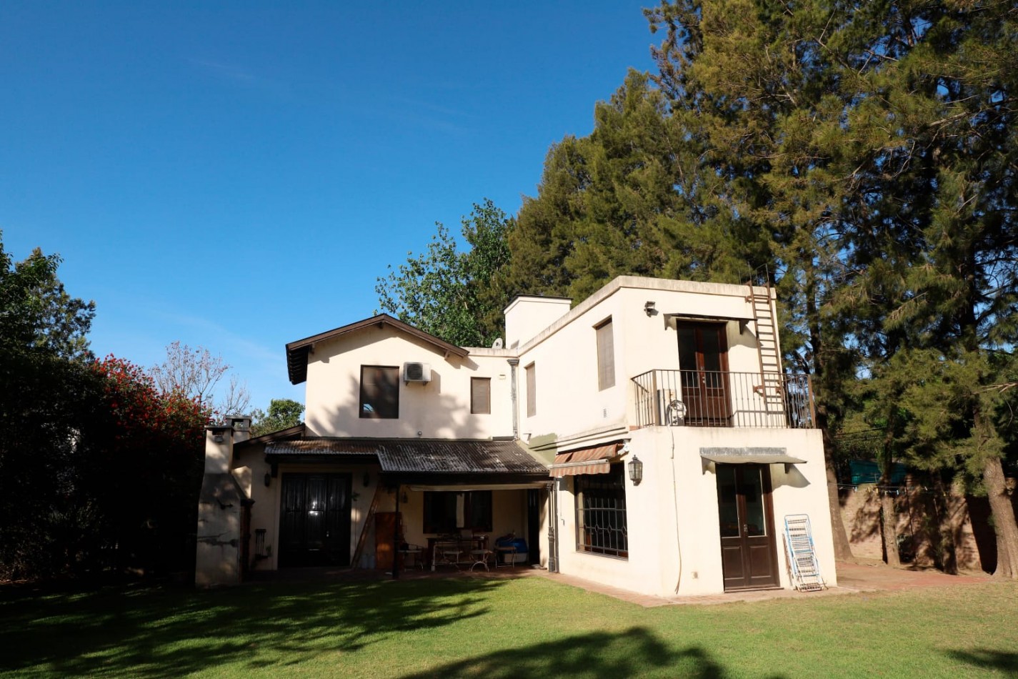 VENTA-CASA BARRIO CERRADO LAS GLORIAS
