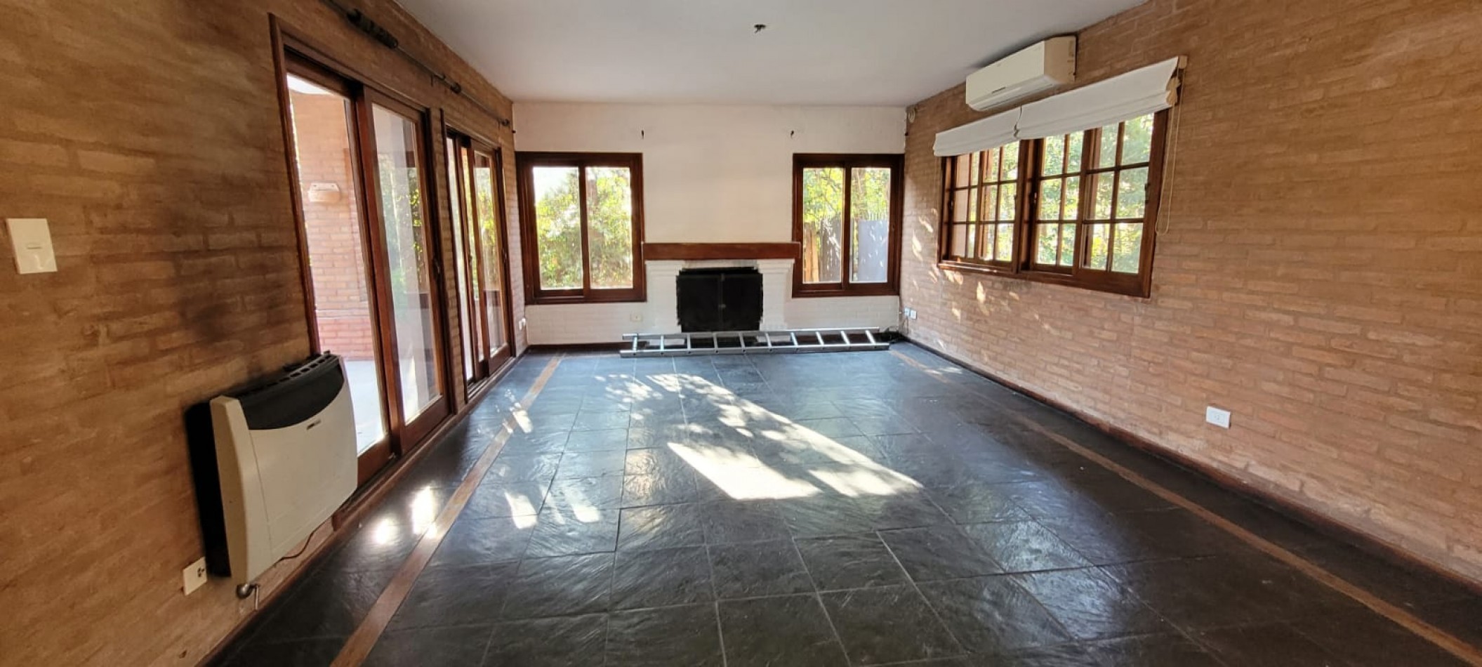 VENTA-CASA BARRIO CERRADO LAS GLORIAS